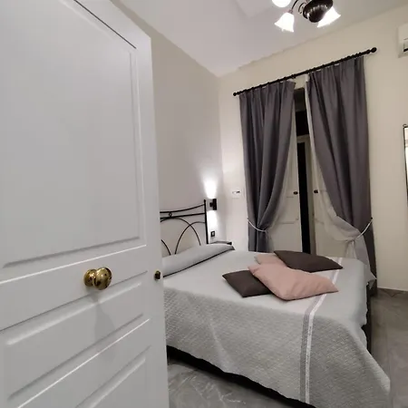 Bed & Breakfast Botanic Charm 3*