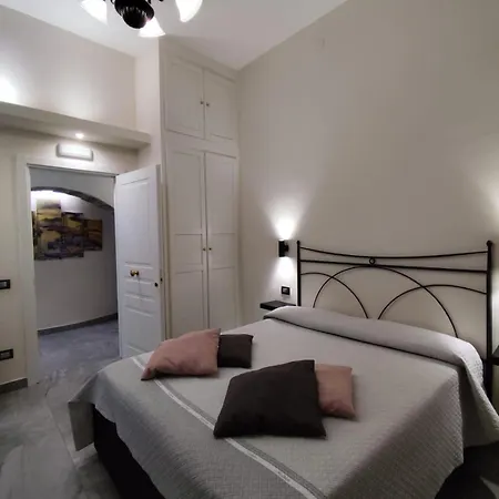 Botanic Charm 3* Napoli