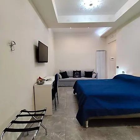 Botanic Charm Bed & Breakfast 3*